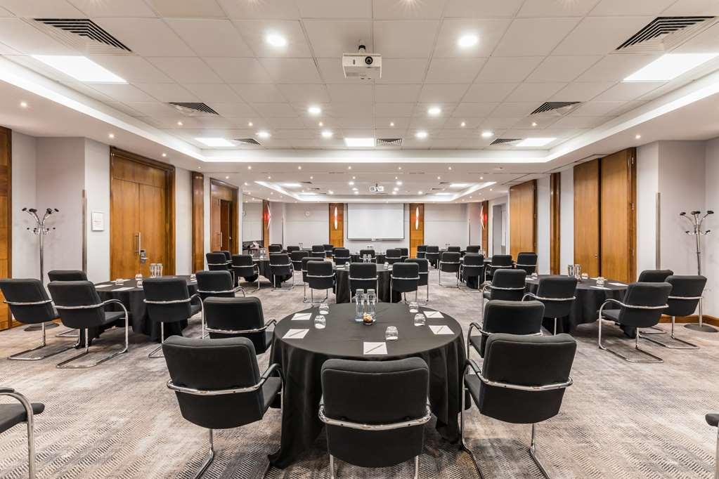 Radisson And Conf Centre Heathrow