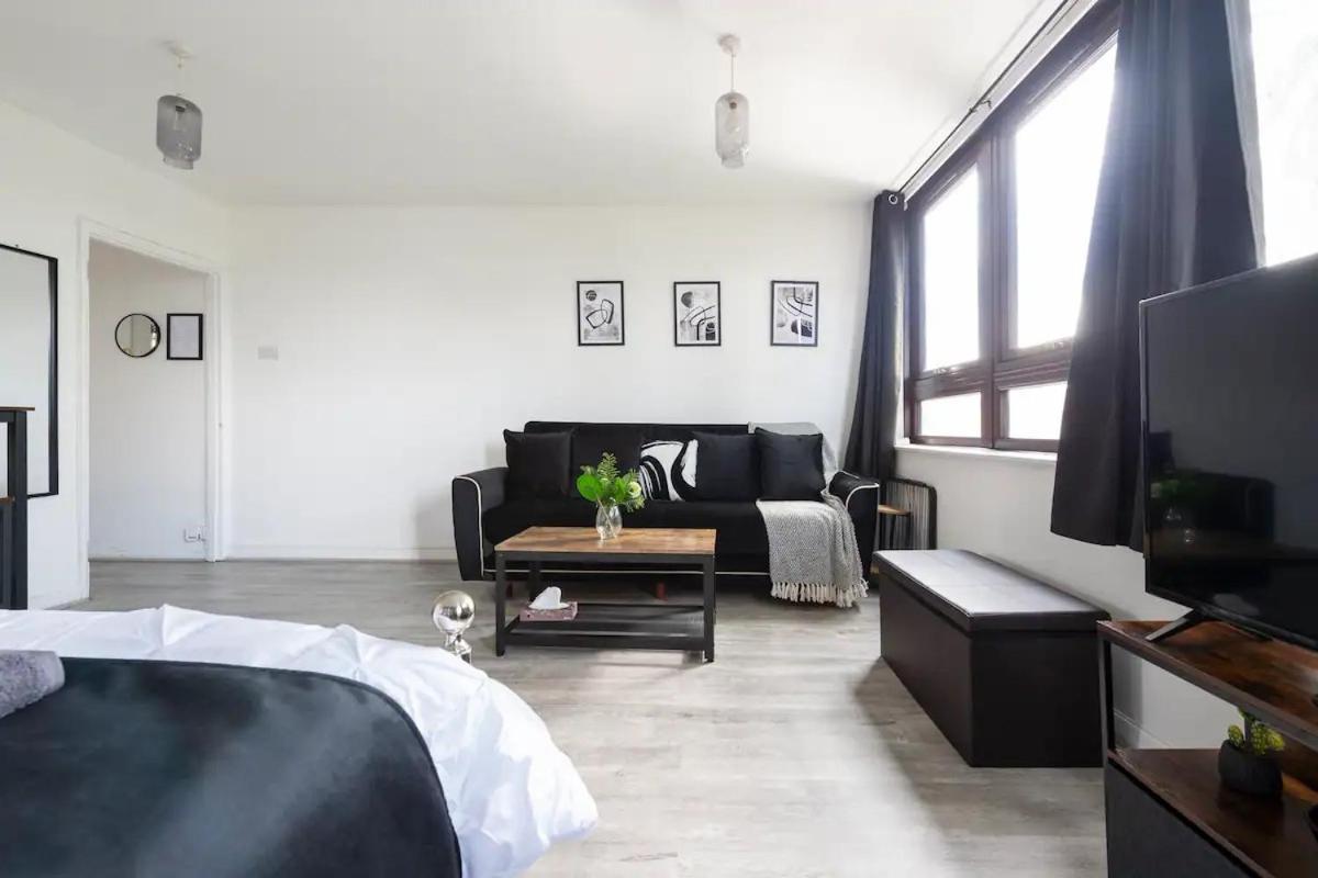 The Mayfield * Londen