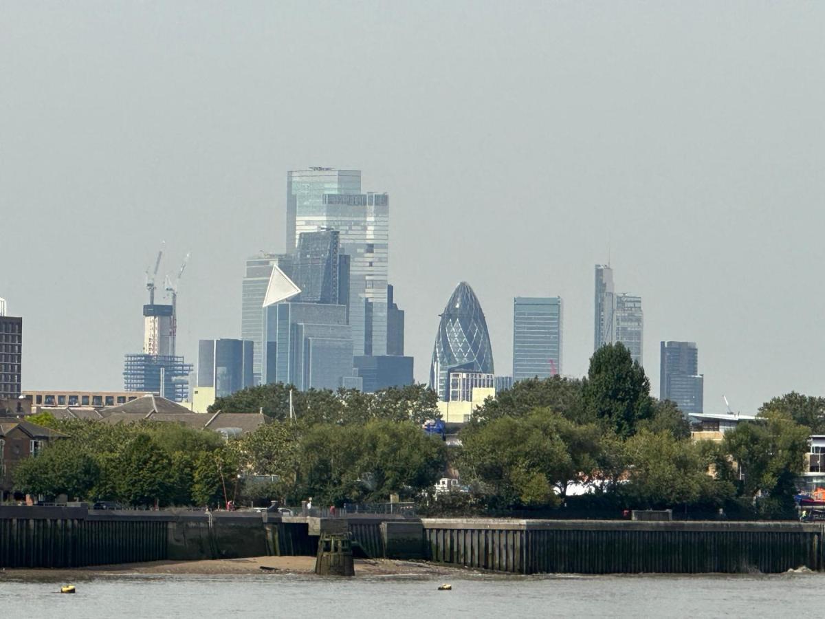 Lejlighed River Views From Canary Wharf London