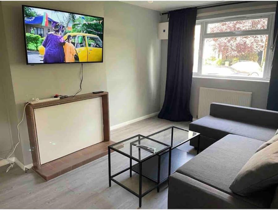 Lovely And Quiet 2 Bedroom Maisonette.free Parking * Londra