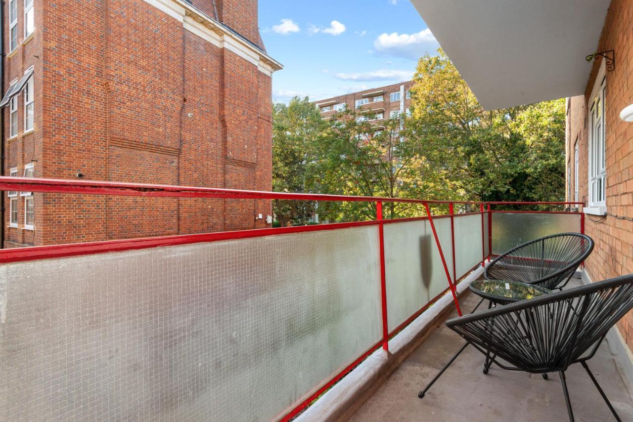 Leilighet Whitechapel - Steps From Station & Sights! *