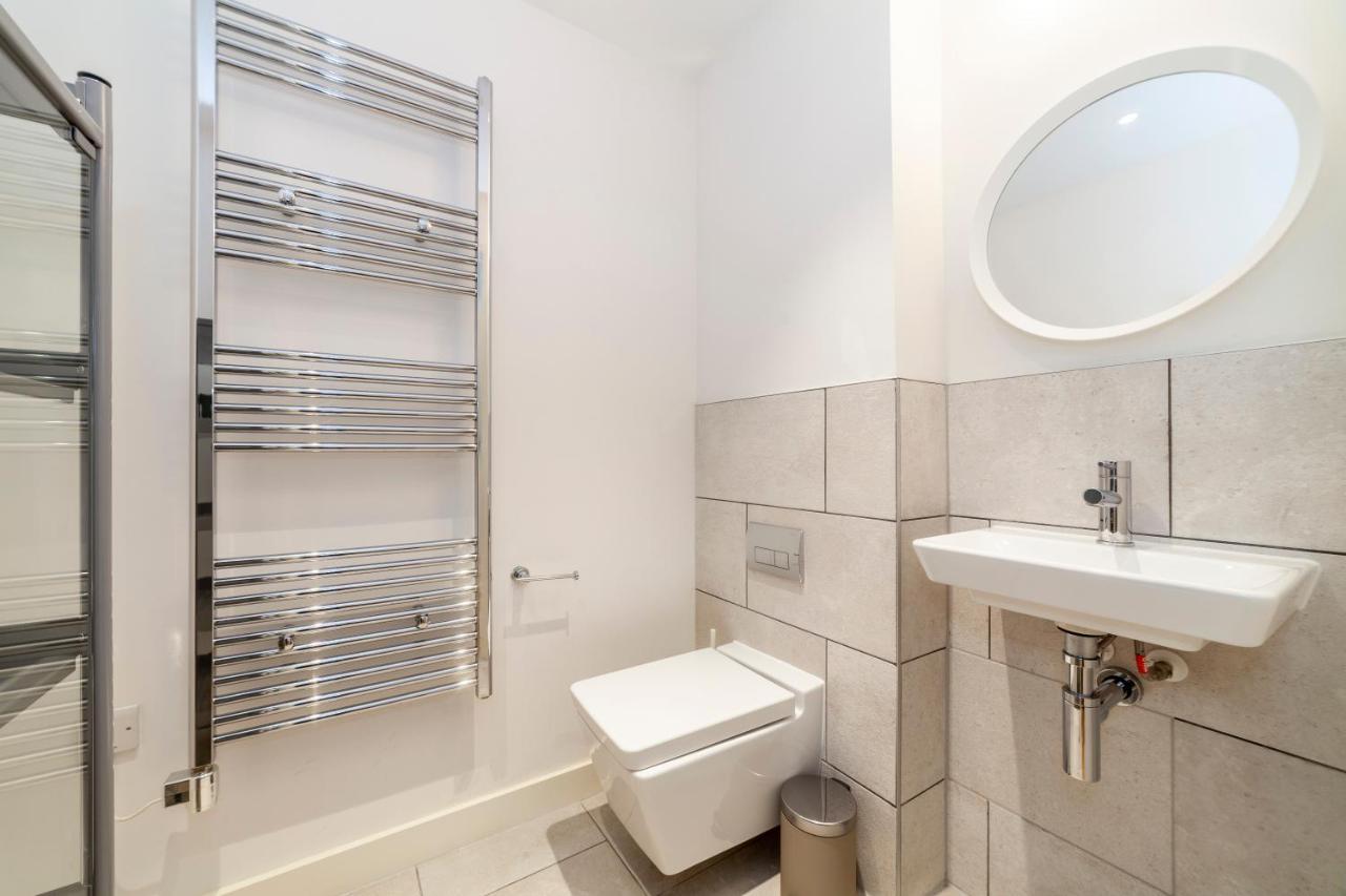 Amazing 3bdr Duplex Wbalcony East Apartment London