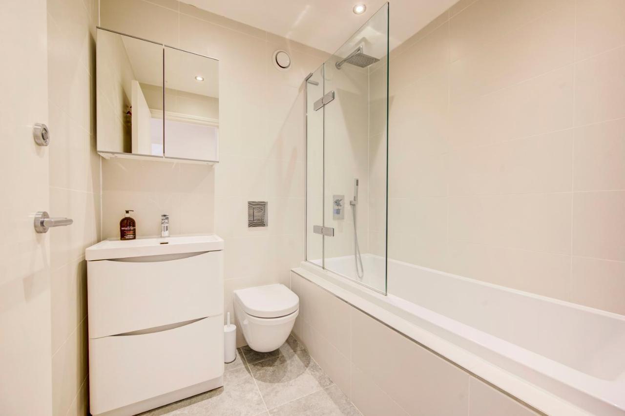 Shoreditch 3-storey Maisonette - By Living Elite London