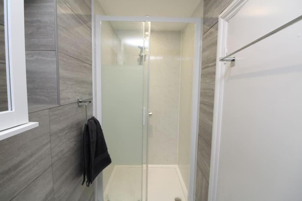 Leilighet Modern 2 Bed Close To City