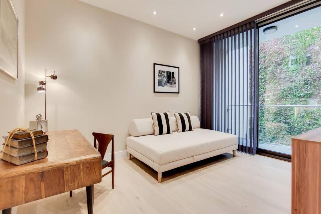 Lägenhet 11 Borough - Bright & Spacious 2-bed Near Bridge London