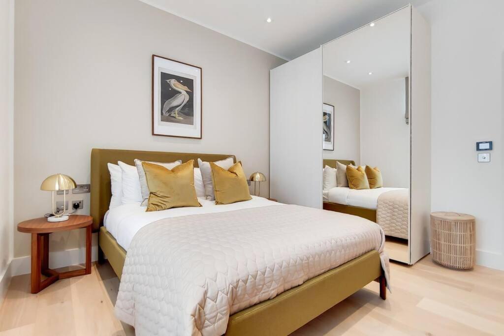 Lägenhet 11 Borough - Bright & Spacious 2-bed Near Bridge