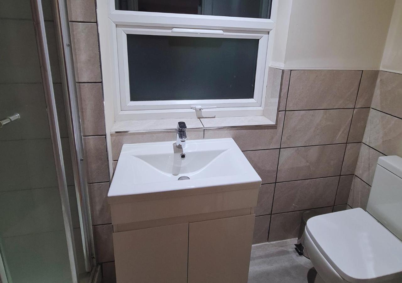 Modern 2 Bedroom In Peckham Apartment