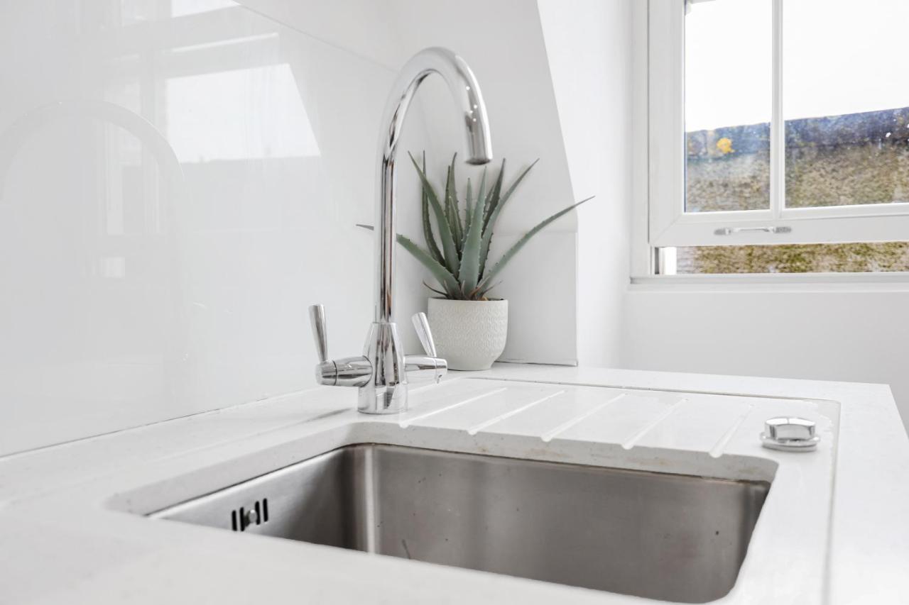 Loft Aartment Short Term & Flexible Renting Hackney With Free Wifi & Balcony * Londen