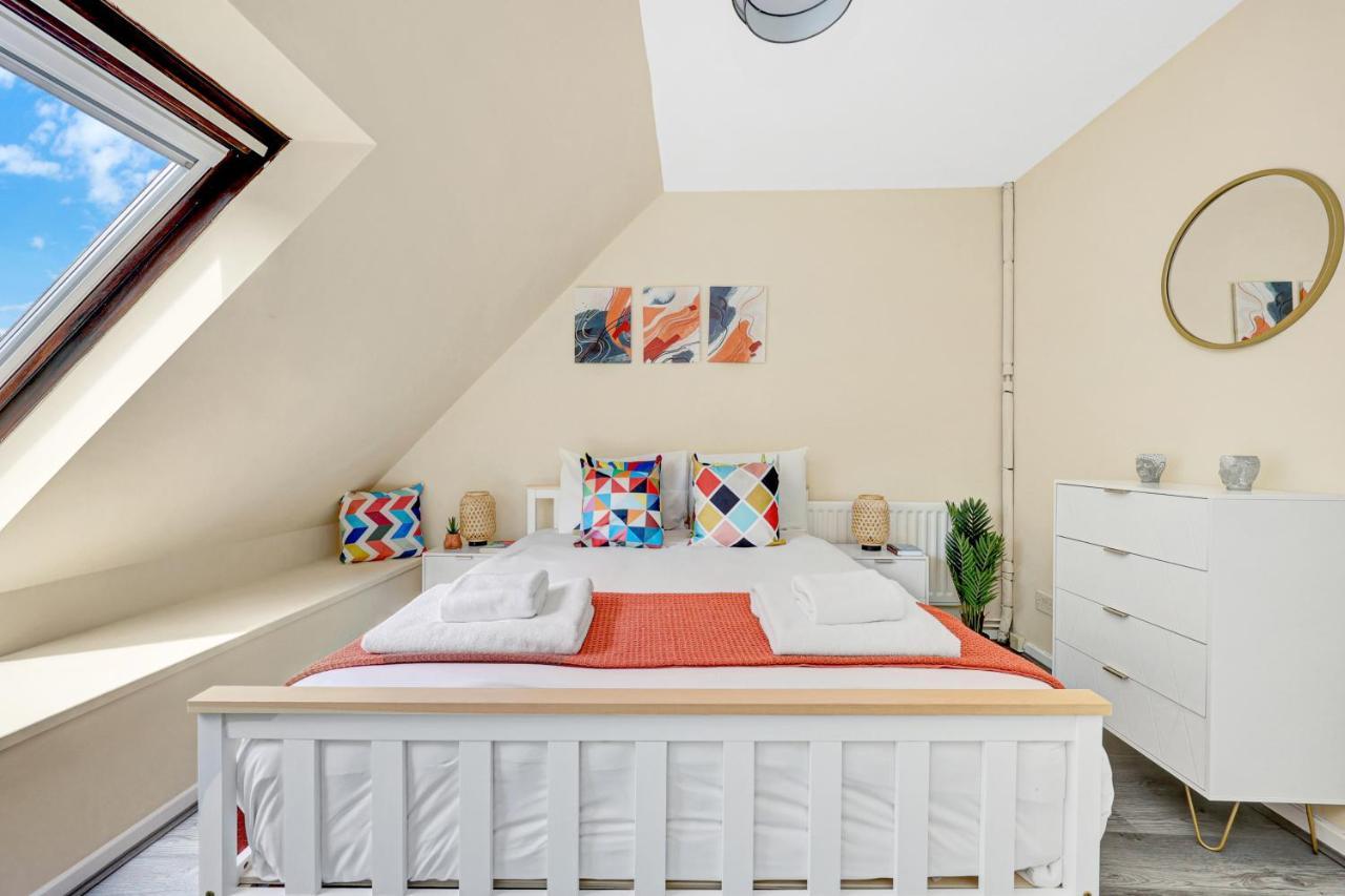 Appartement Charming 3 Bedroom House Short Term & Flexible Renting Canary Wharf With Free Wifi & Garden