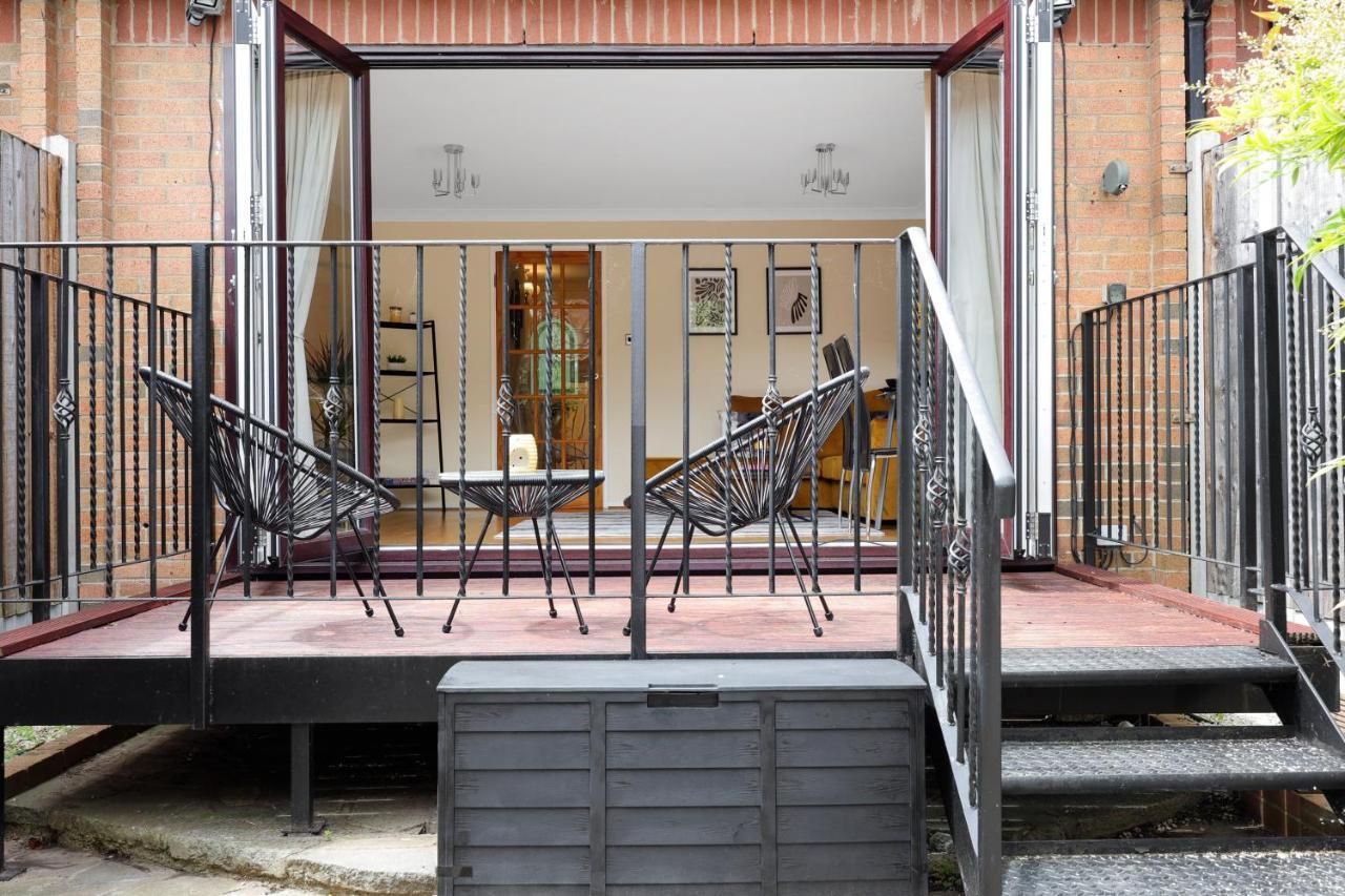 Appartement Charming 3 Bedroom House Short Term & Flexible Renting Canary Wharf With Free Wifi & Garden Londres