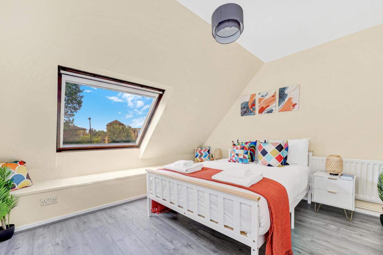 Appartement Charming 3 Bedroom House Short Term & Flexible Renting Canary Wharf With Free Wifi & Garden