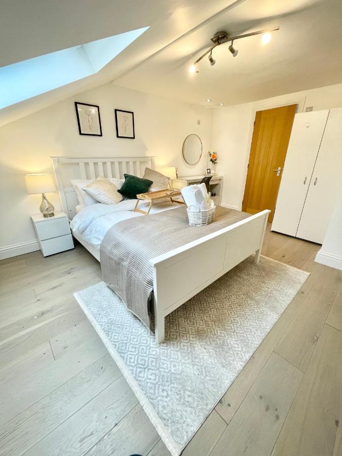 Luxury En-suite Double Bedroom Stratford E15 Londra