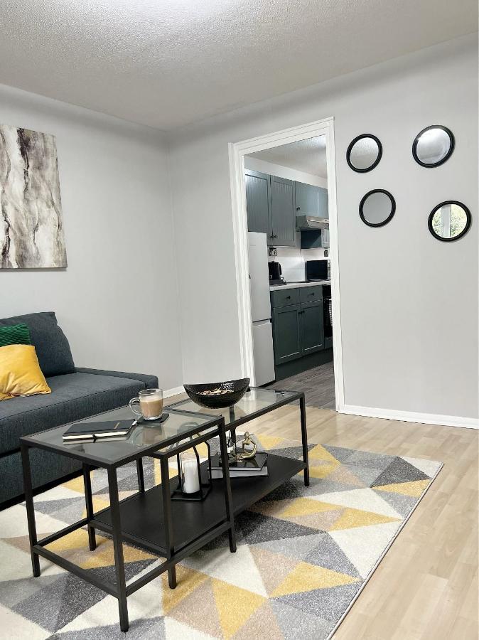 Stunning In Beckton With Private Entrance *