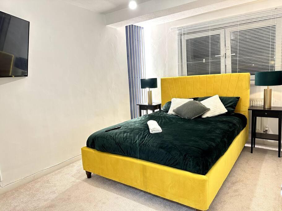 Luxury 3 Bed In London