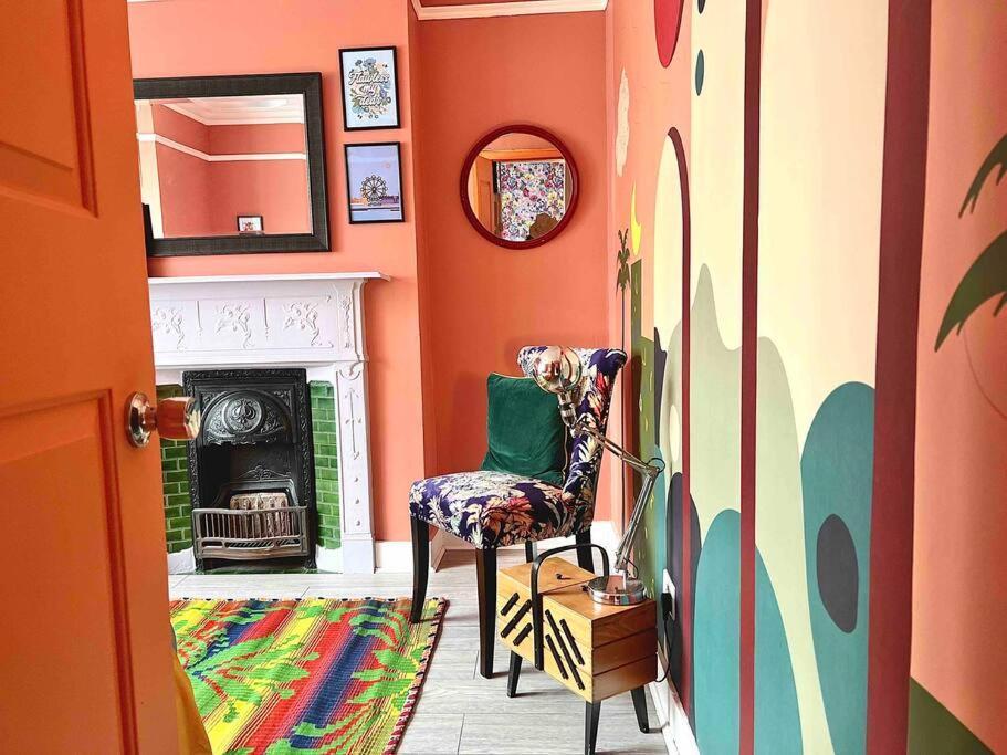 Artsy House In Southeast * London