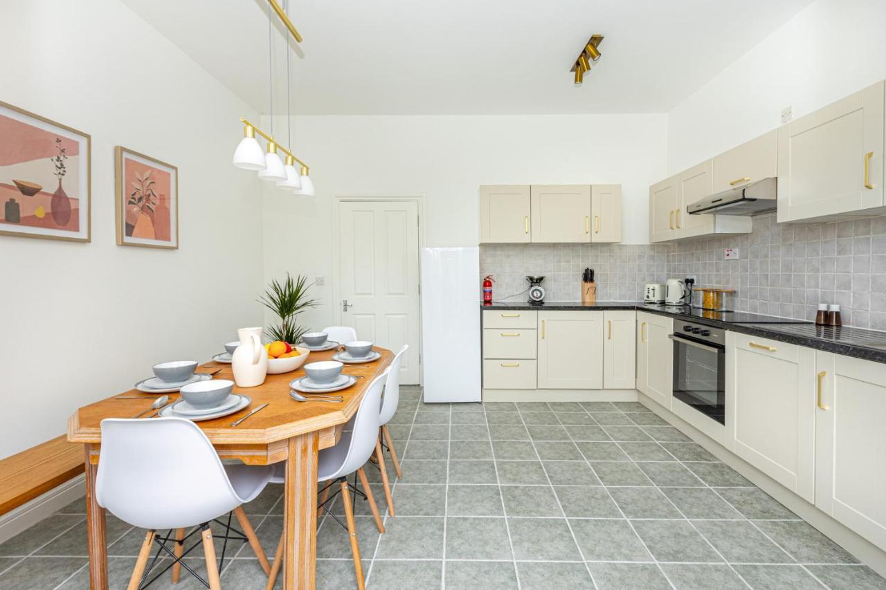 Spacious 4br 3-storey Townhouse In Lively Deptford Casa vacanze *