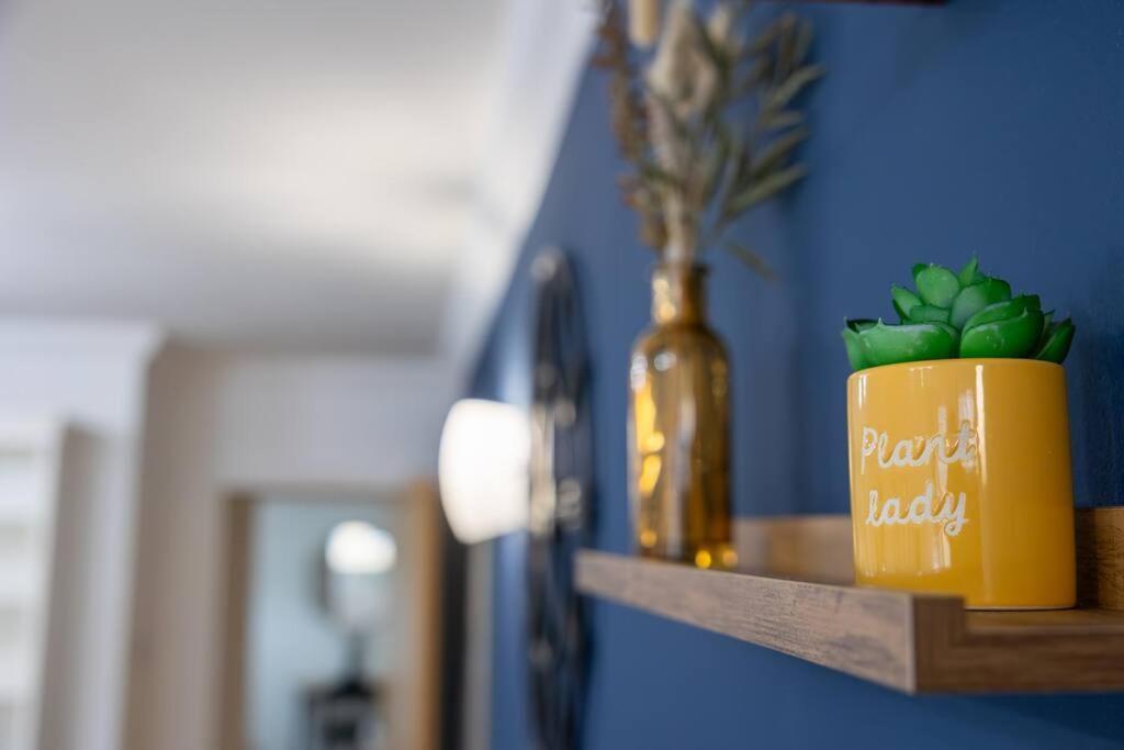 Morden Apartment, By The Sea With Free Parking * Londen