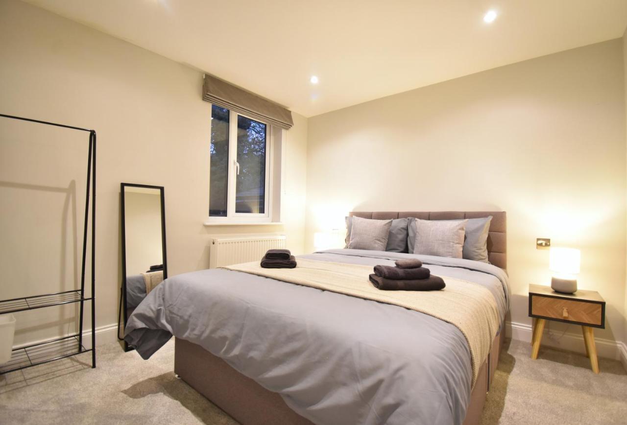 Stunning 3 Bed Appartement *