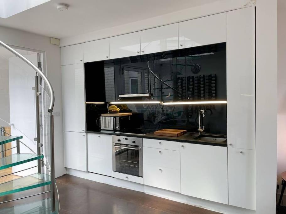 Stylish 3 Bed House, Shoreditch Vakantiehuis
