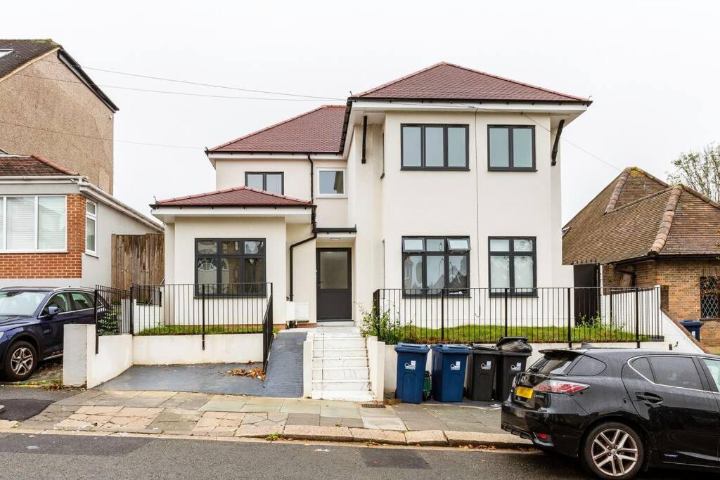 Leilighet 4bed 11 Occupancy Large Flat Elizabeth Line West Flat Free Parking *