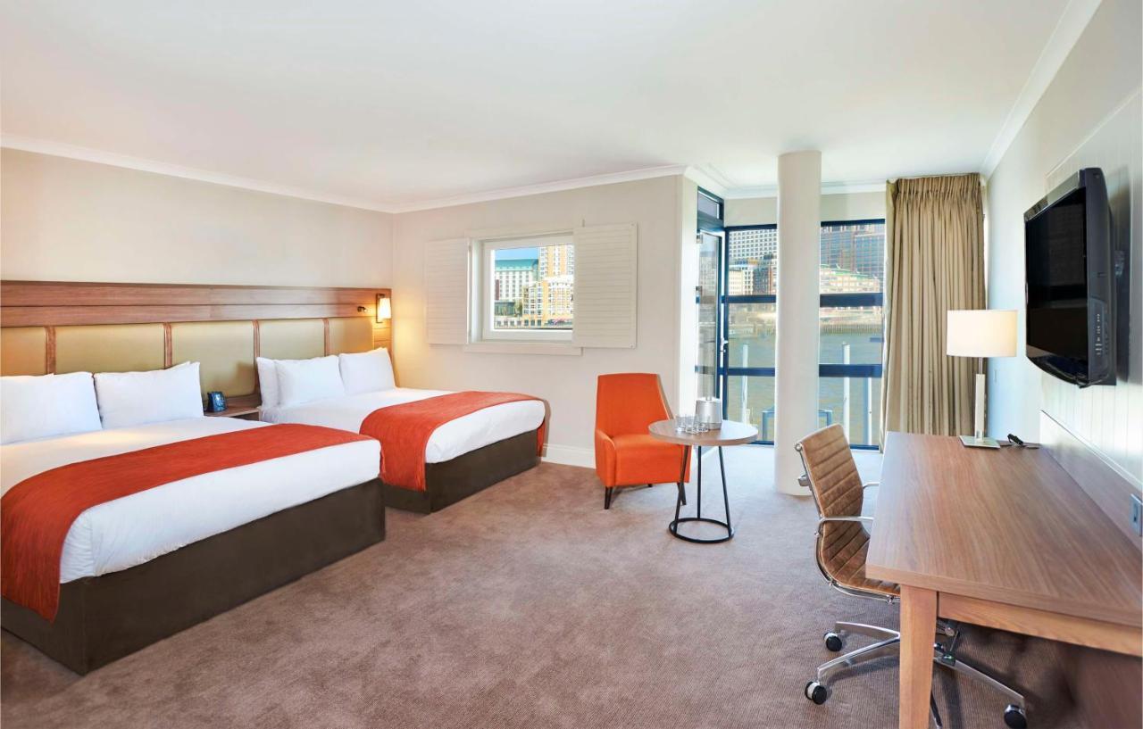 Doubletree By Hilton - Docklands Riverside Hotell