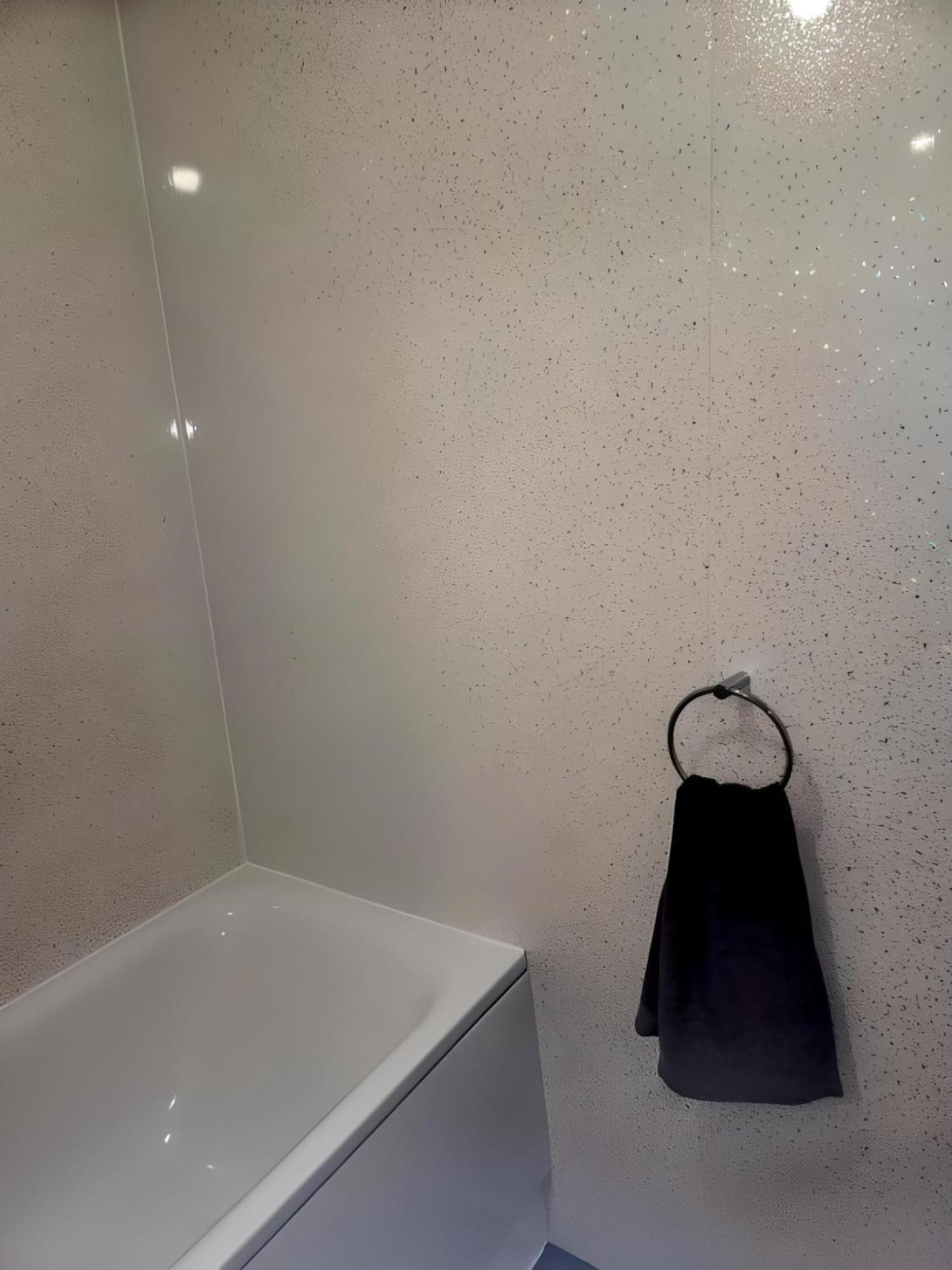 Apartment Sleek & Stylish - E15 With Parking London