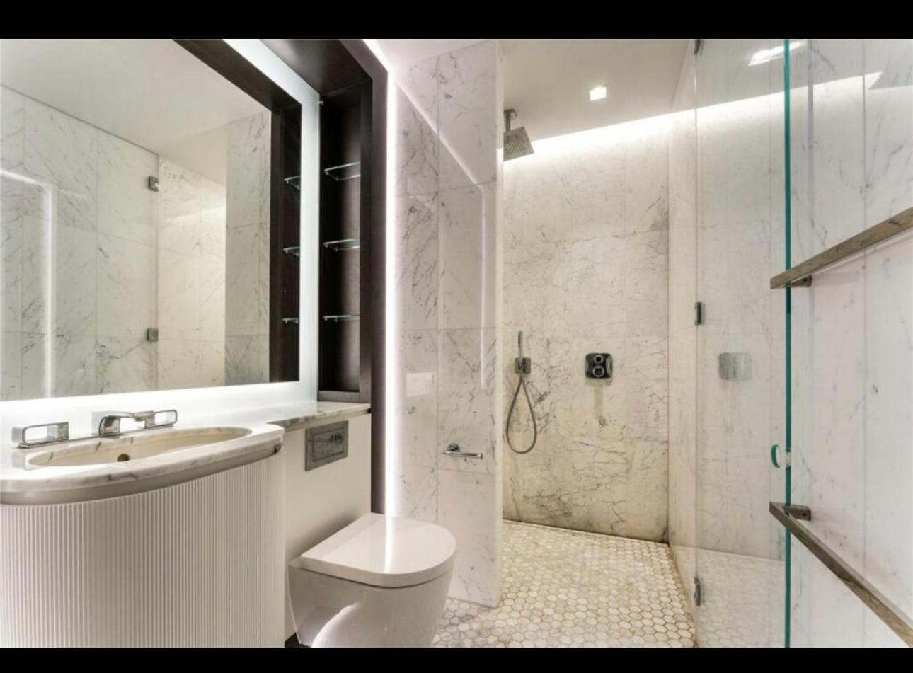 Trendy, Modern 2 Bed Apartment! Appartamento Londra