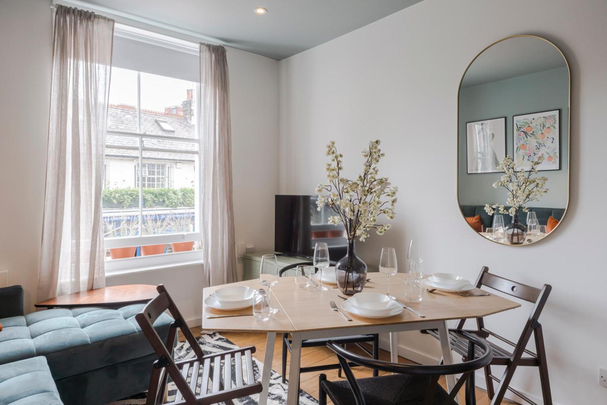 Bijou Flat On Broadway Market Londen