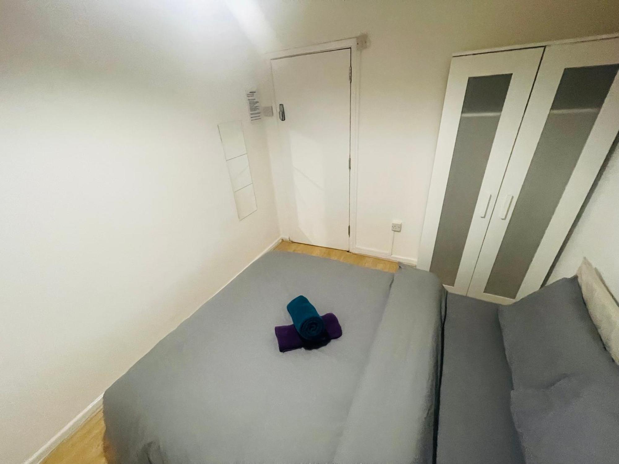 Privatunterkunft Double Near Canary Wharf 28 *