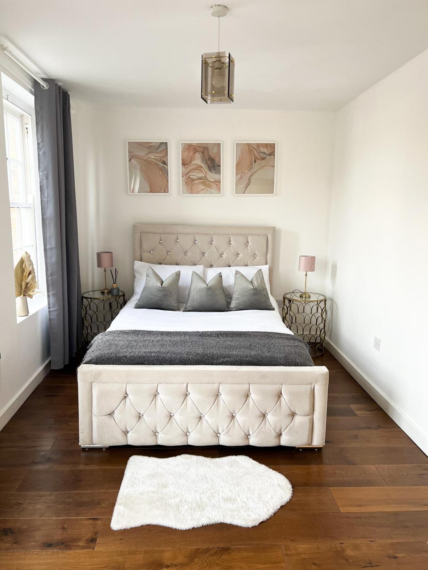 Apartment Stylish 1 Bedroom