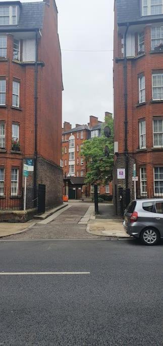 1 Bedroom *zone 1* Elephant And Castle Apartment *