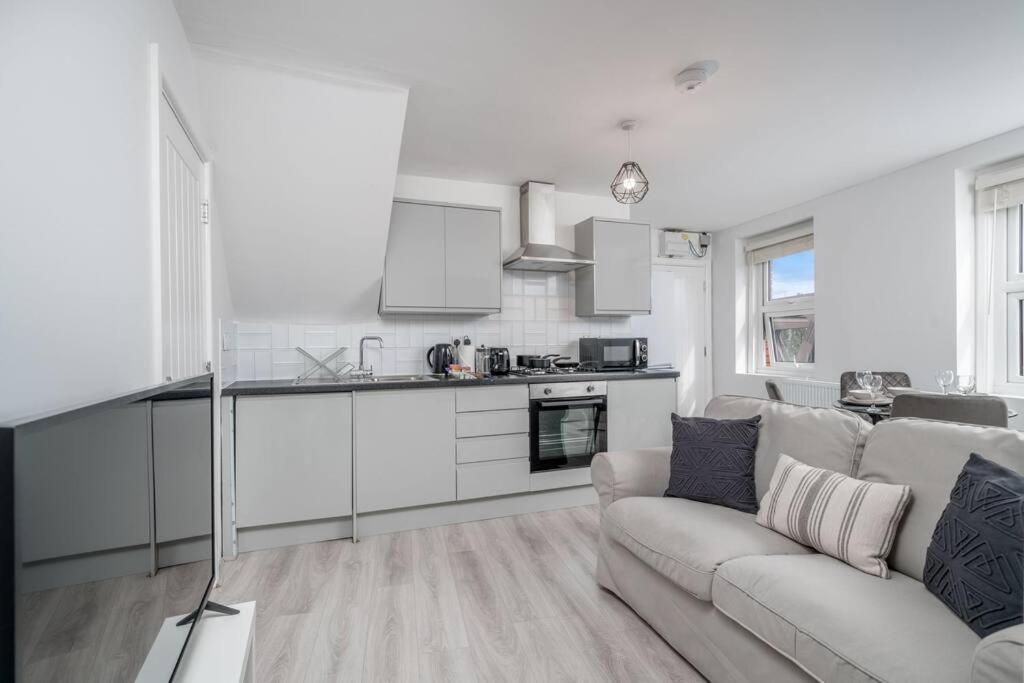 Trendy 2bed In Brick Lane - 3rd Floor Apartment