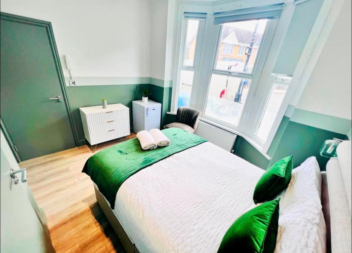 Rum i privatbostad 43 Ensuite Look Like Locations
