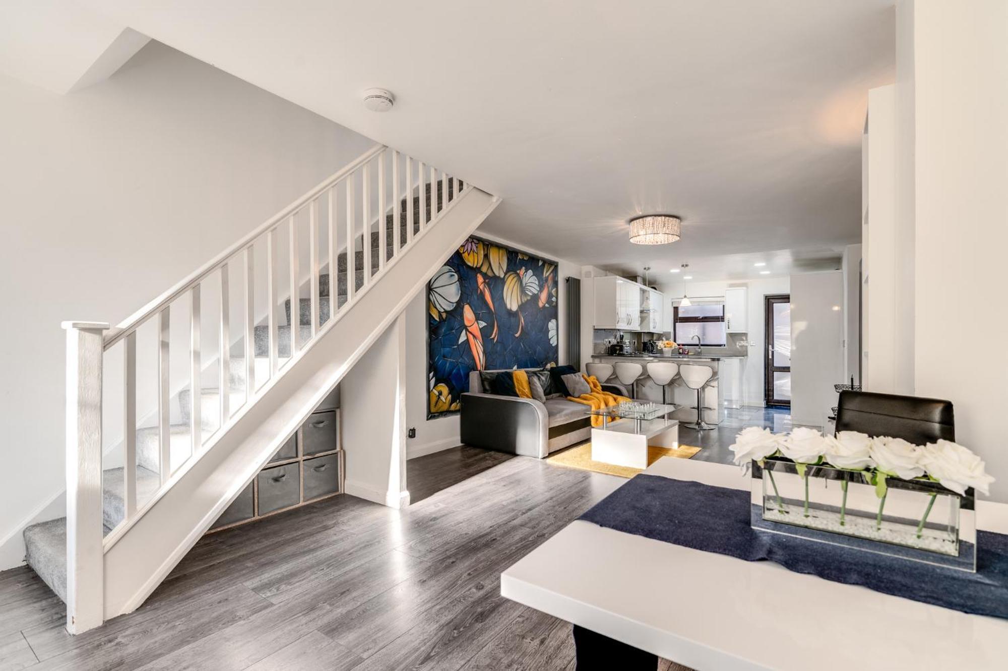 Livestay - Stylish 3-bed Gem In Trendy E1 Appartement Londres