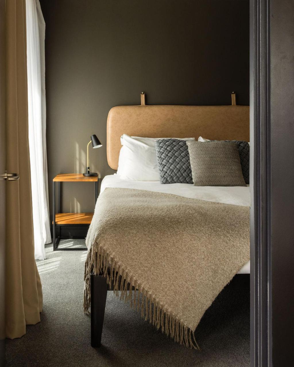 The Gate 4* London