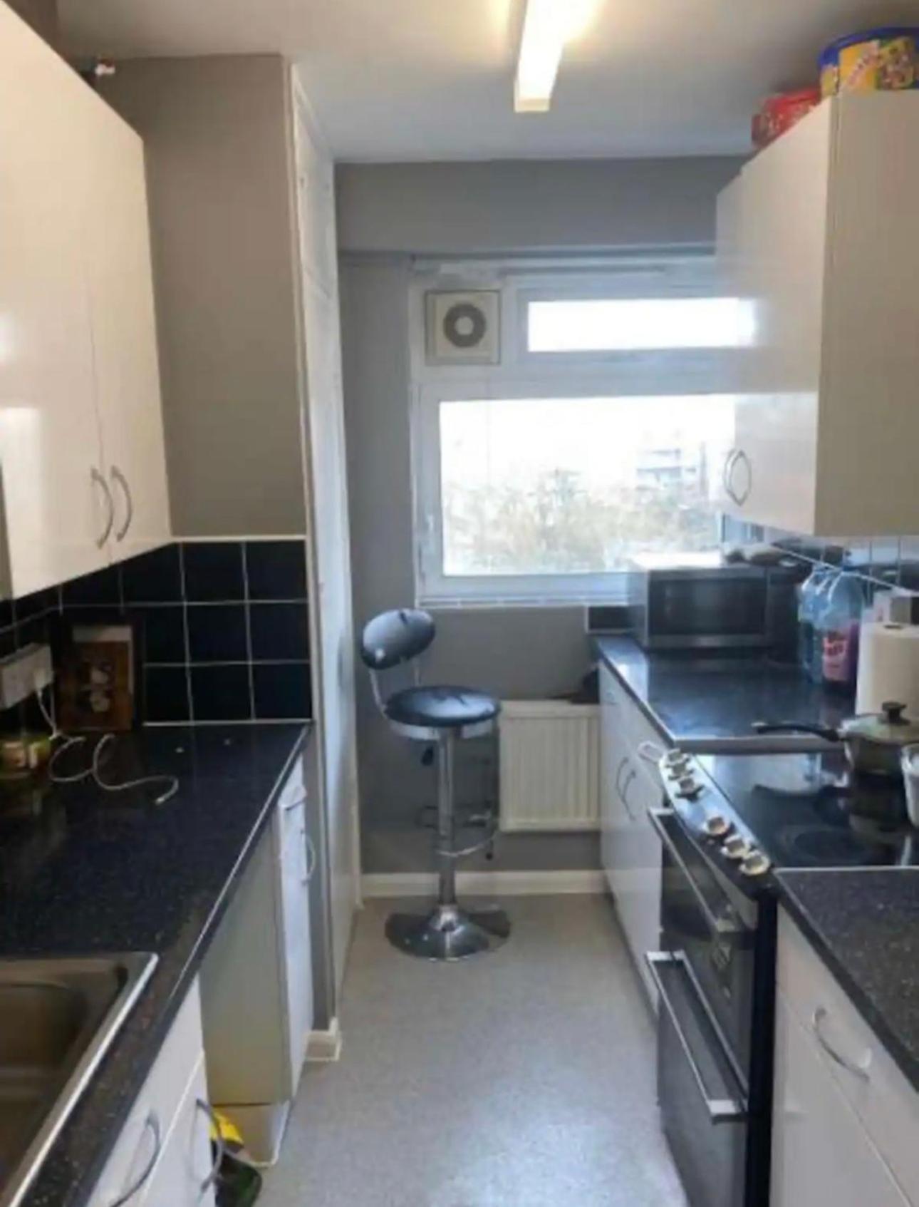 Homestay Double Private With Shared Bathroom Facilities London