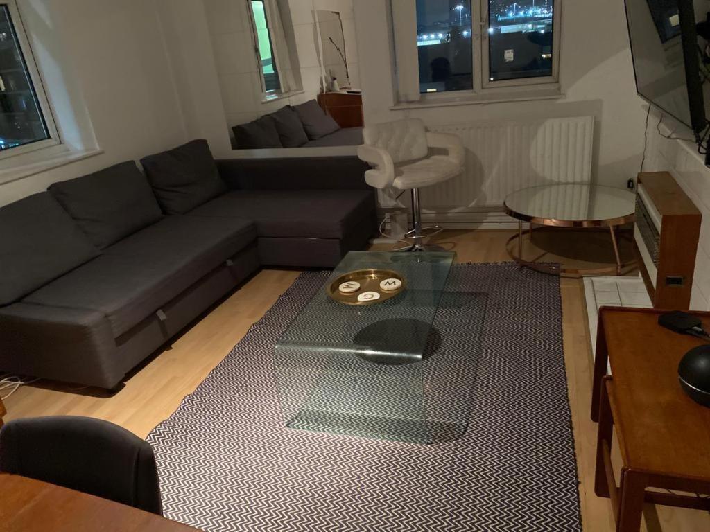 Apartment Aldgate Flats *