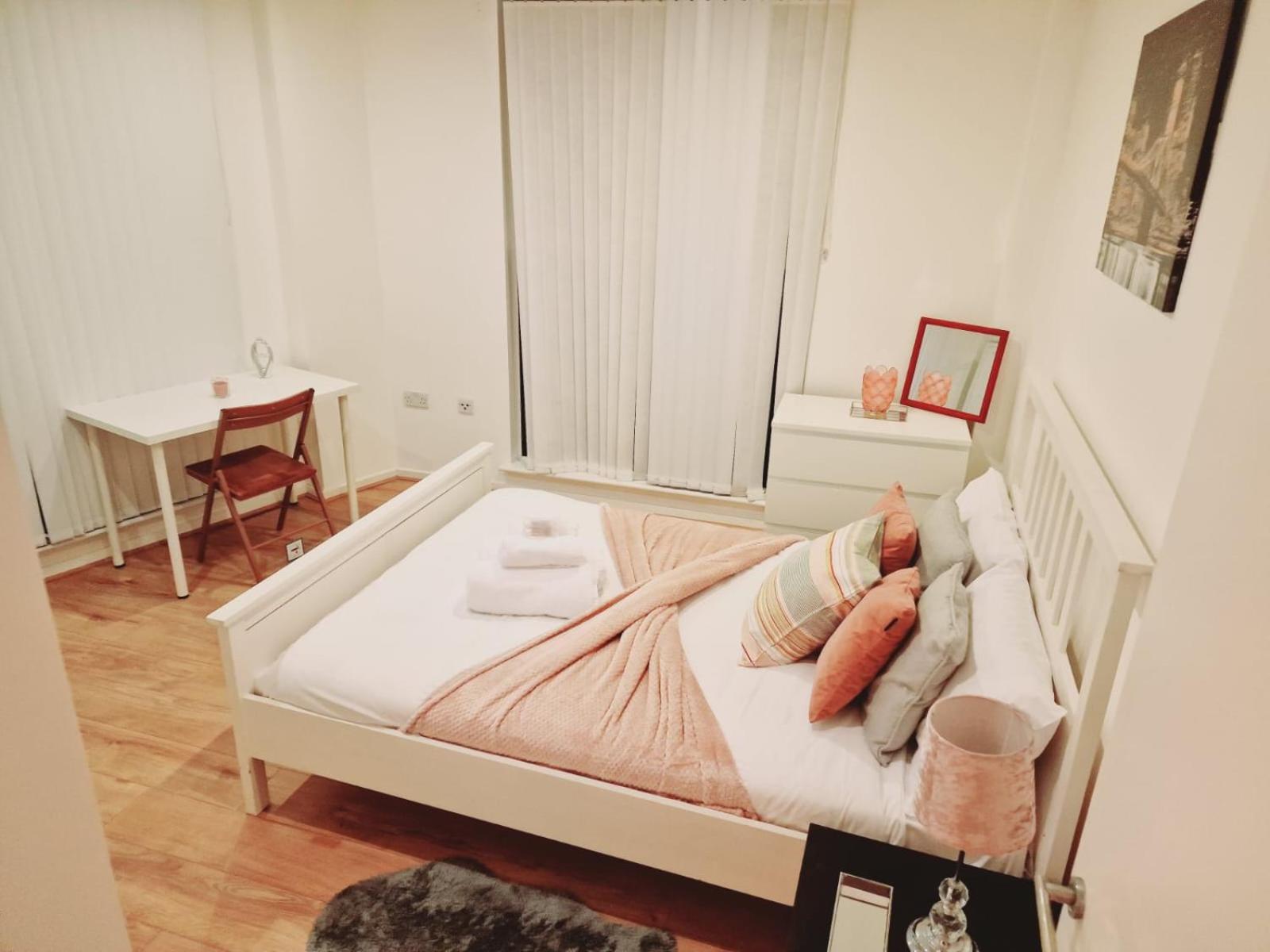 Deluxe 2-bed Near Shoreditch Londres