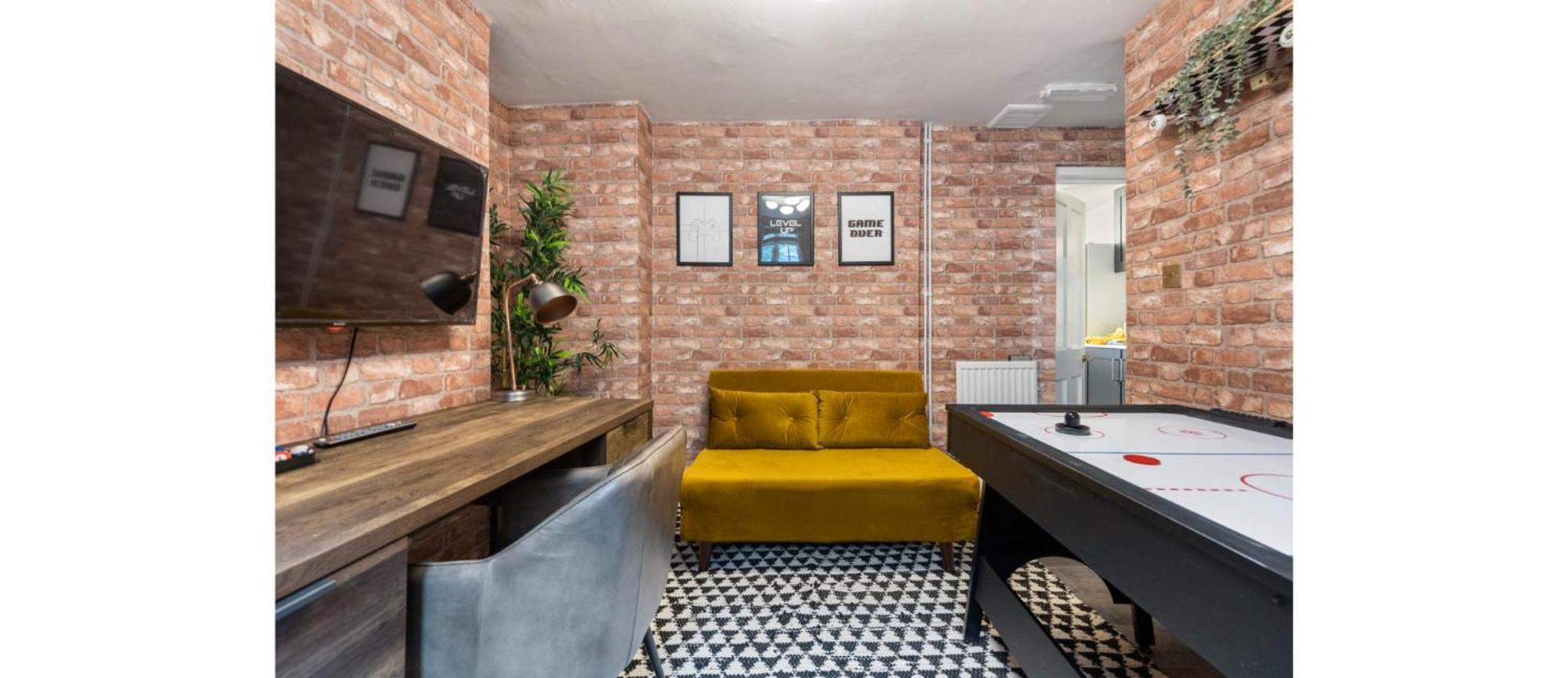 Serenity In The City: 5br In Whitechapel *