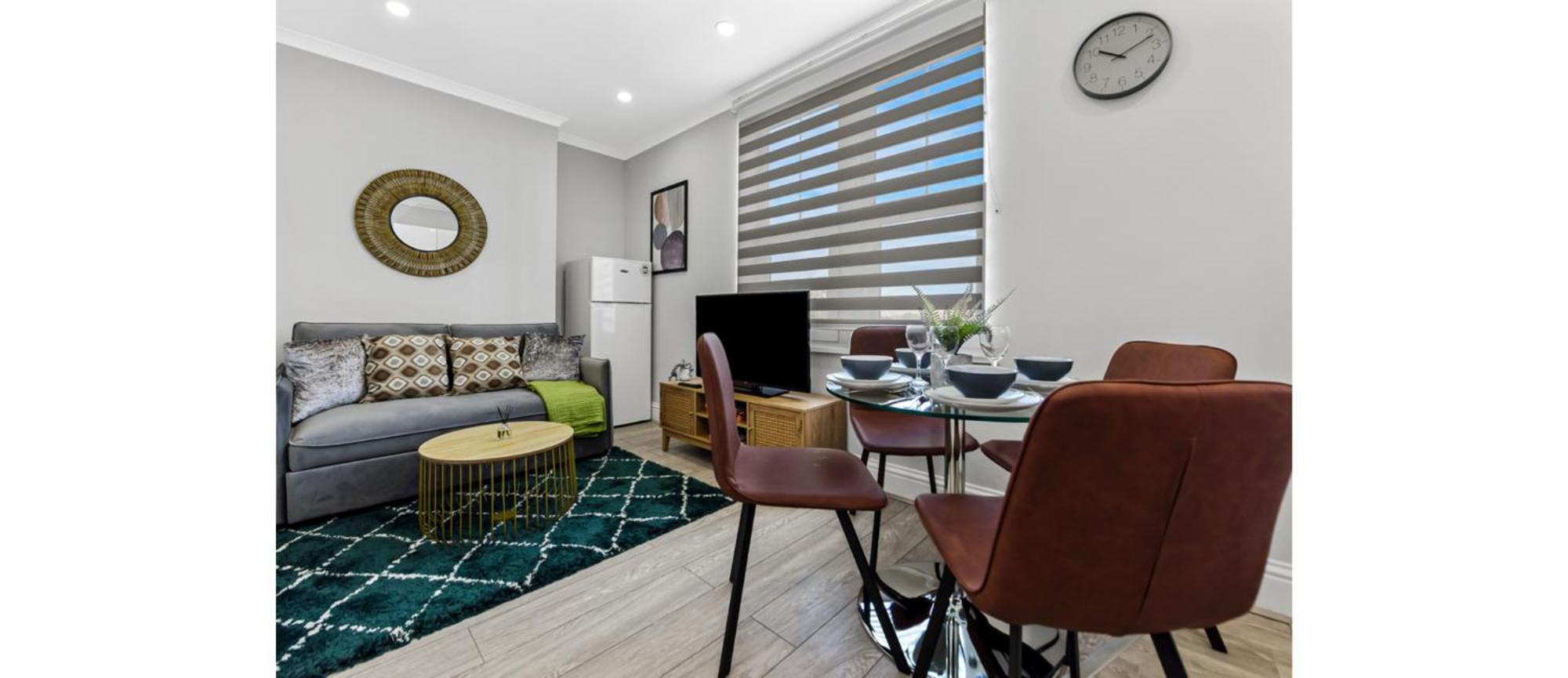 Southwark Serenity: Cozy Flat With Balcony * Londen