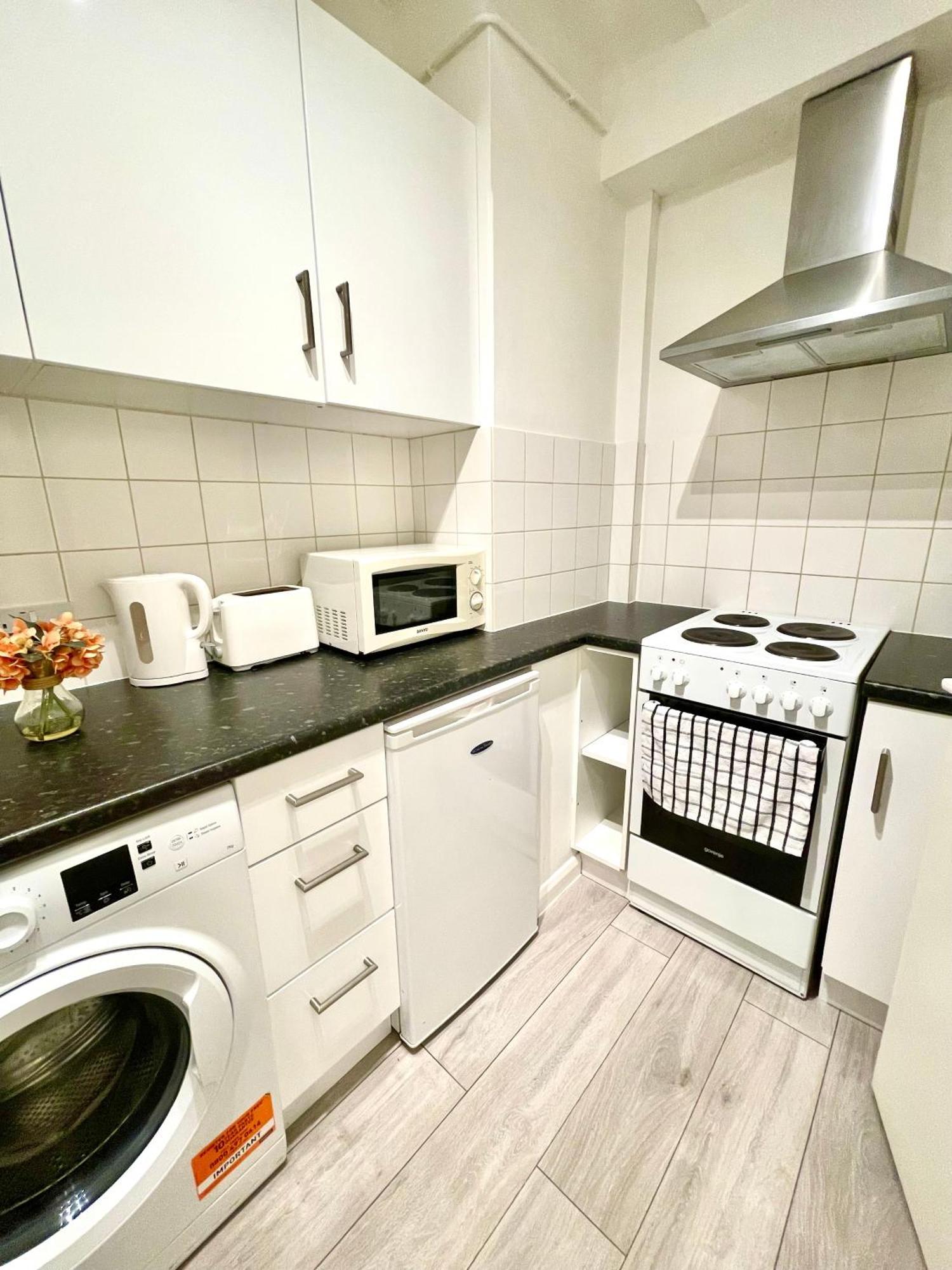 Lejlighed 2 Bed Flat Near To Bridge *