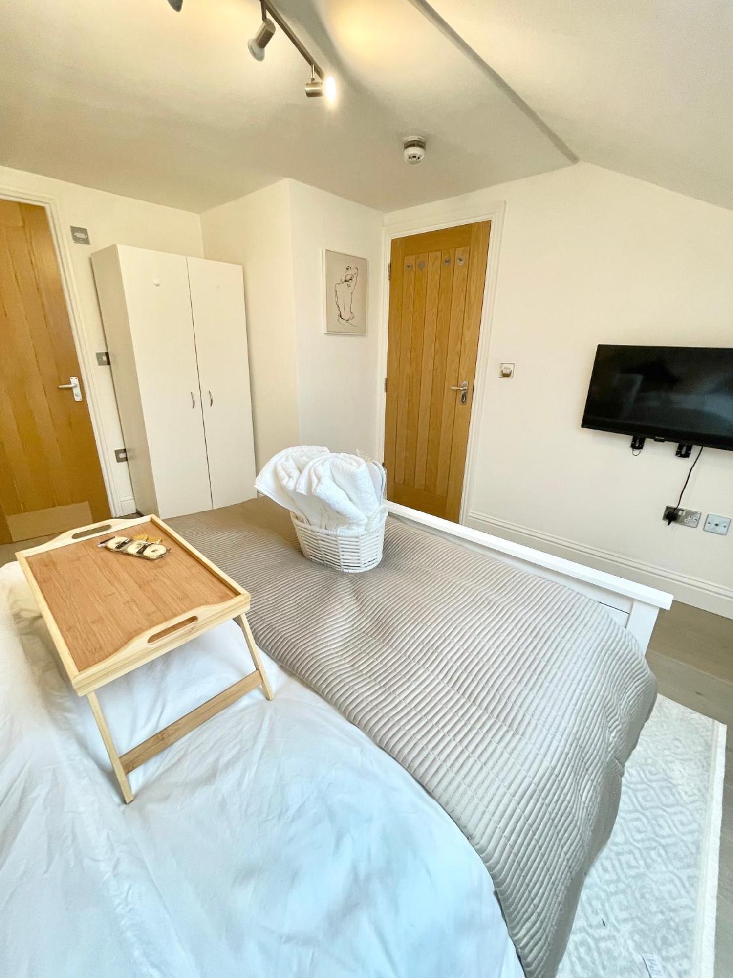 Affittacamere Luxury En-suite Double Bedroom Stratford E15 Londra