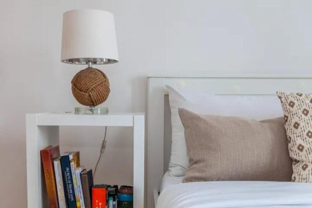 Charming 2 Bed Flat Near Greenwich Lejlighed