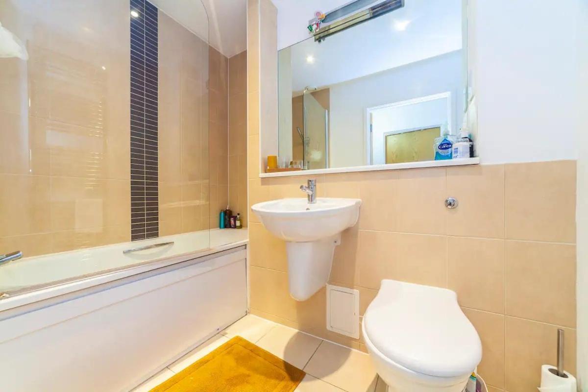 Charming 2 Bed Flat Near Greenwich Lejlighed *
