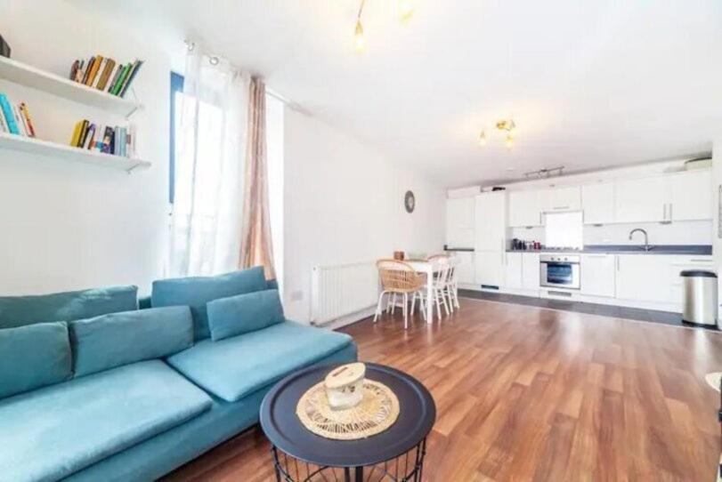 Charming 2 Bed Flat Near Greenwich Lejlighed