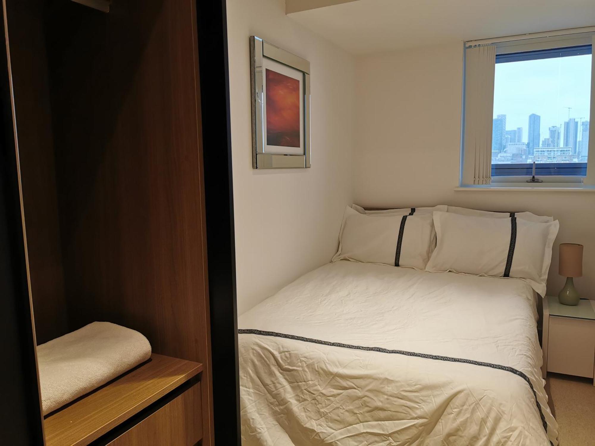Homestay With Stunning Thames River View * London