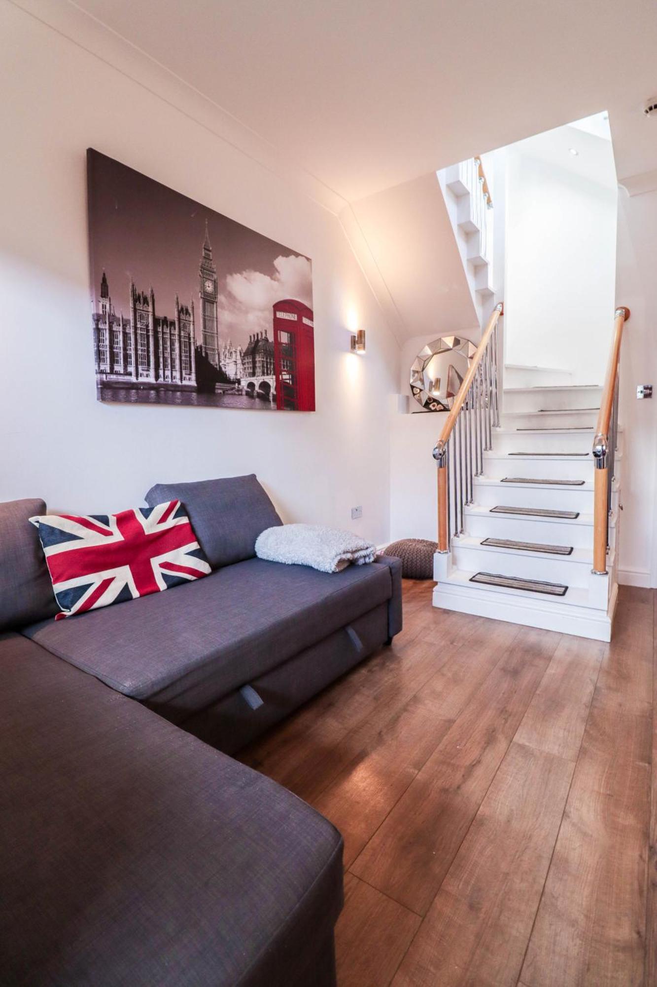 Stunning Split Level Appartement