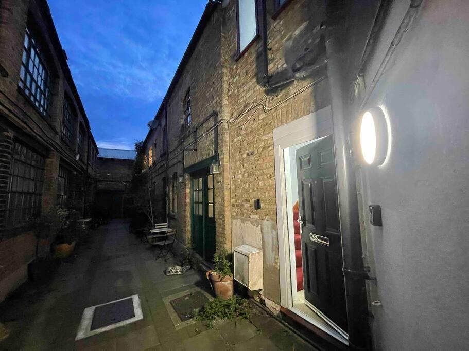 Victoria Mews Hoxton Shoreditch Apartment London