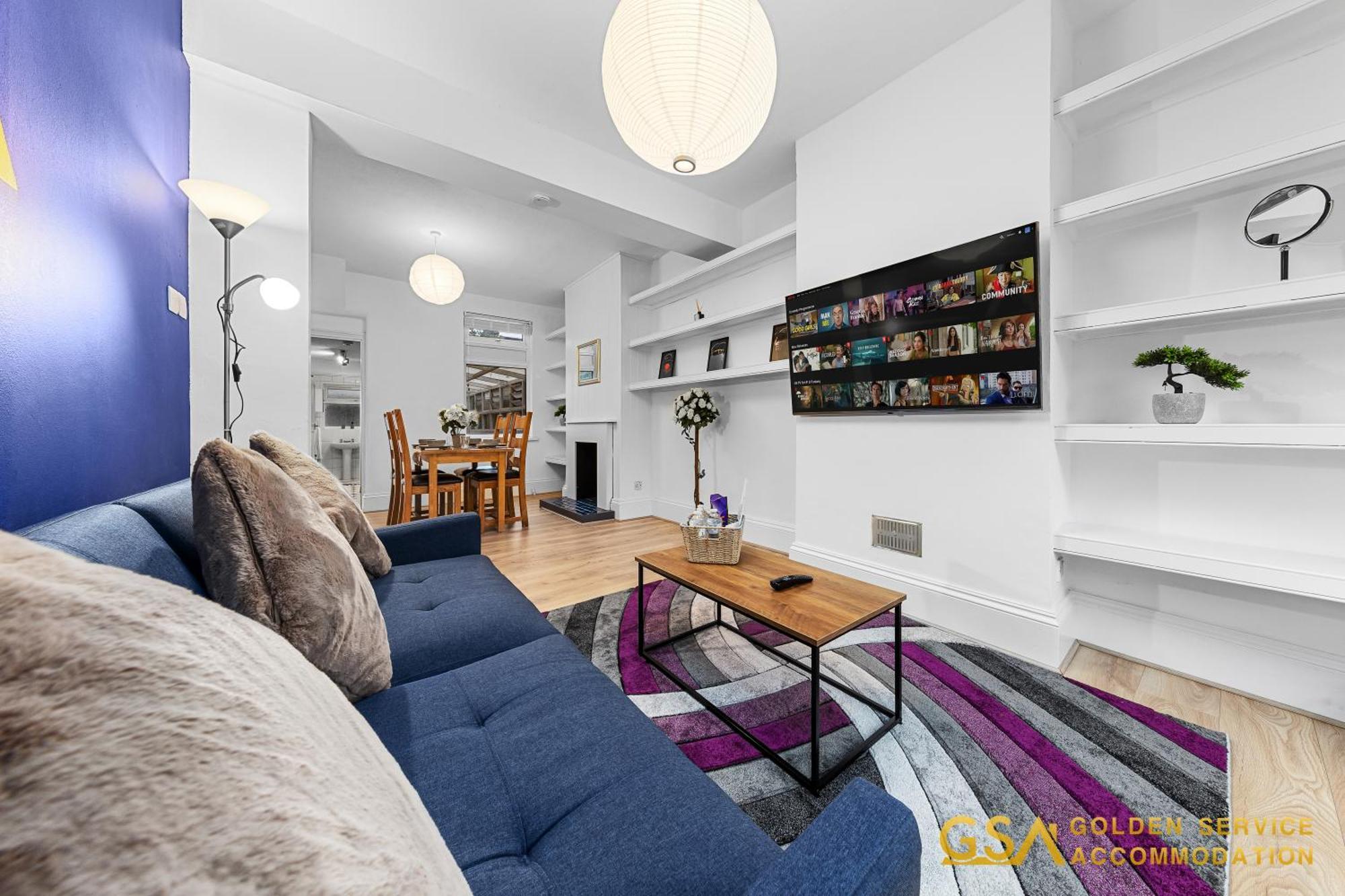Stylist And Cosy 3 Bed House Leytonstone Sleeps 7 Vakantiehuis
