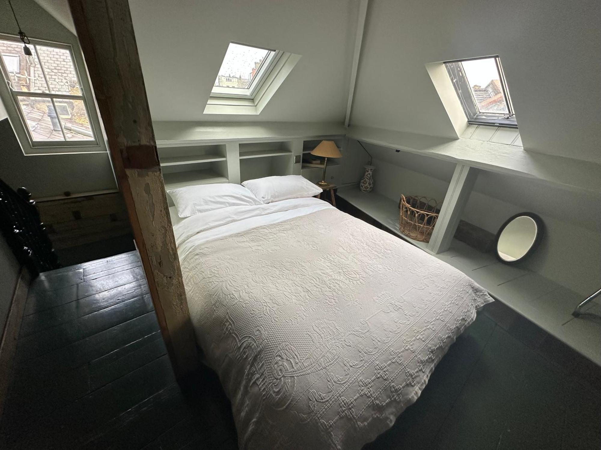 Campania & Jones House London